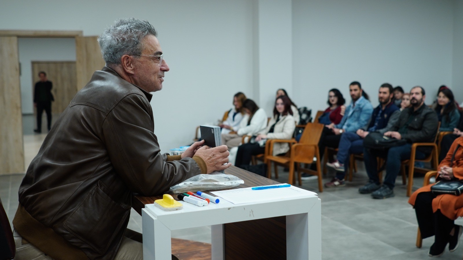 Serdivan Fikir ve Sanat Akademisi’ne Yoğun İlgi