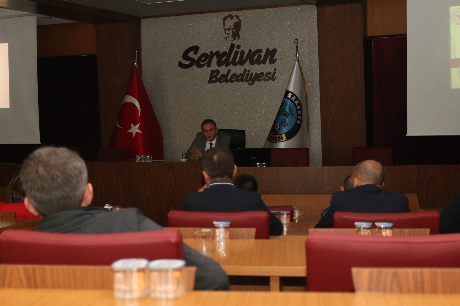 Serdivan’da Tüm Belediyelere Ortak Seminer