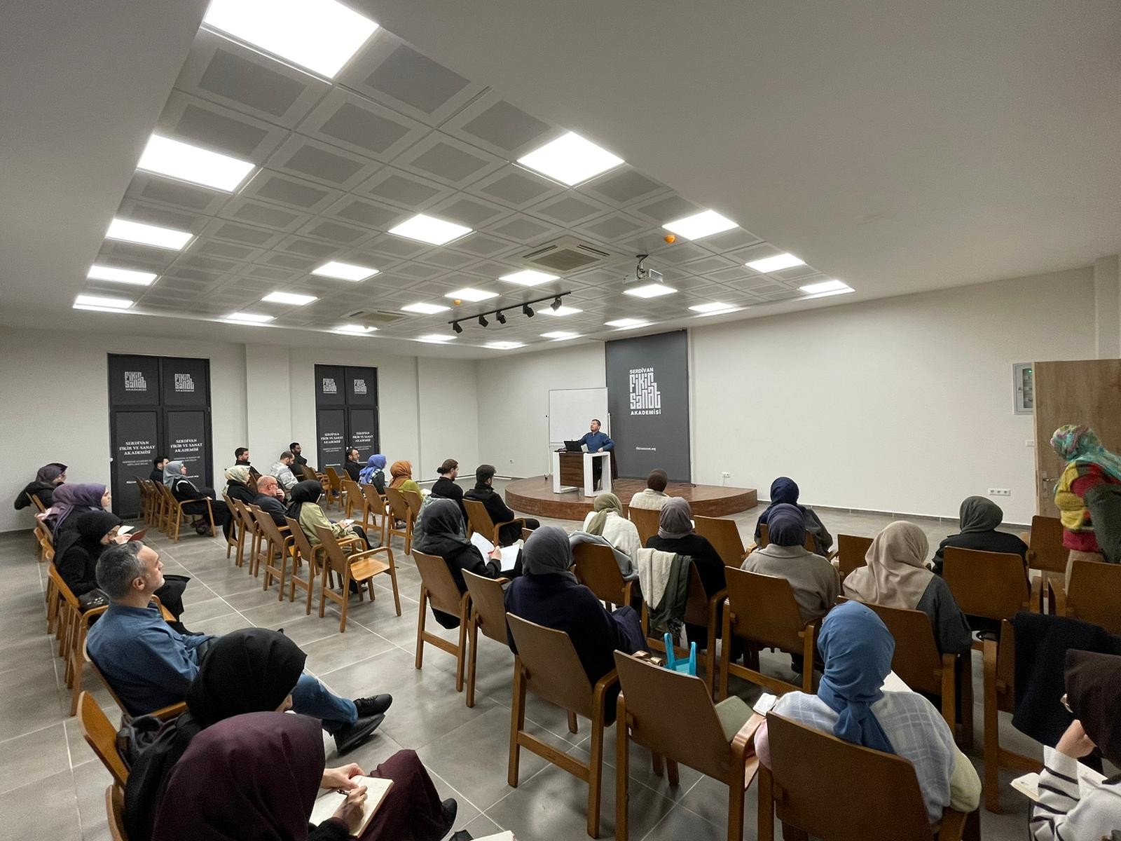 Serdivan Fikir ve Sanat Akademisi’nde Güz Dönemi Tamamlandı