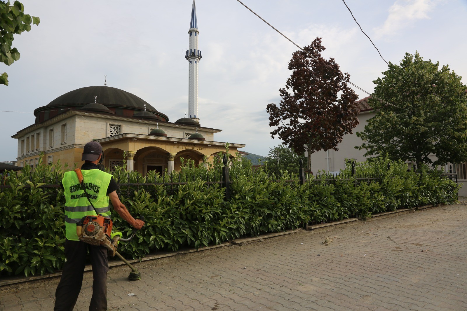 Serdivan’da Yaz Temizliği Devam Ediyor