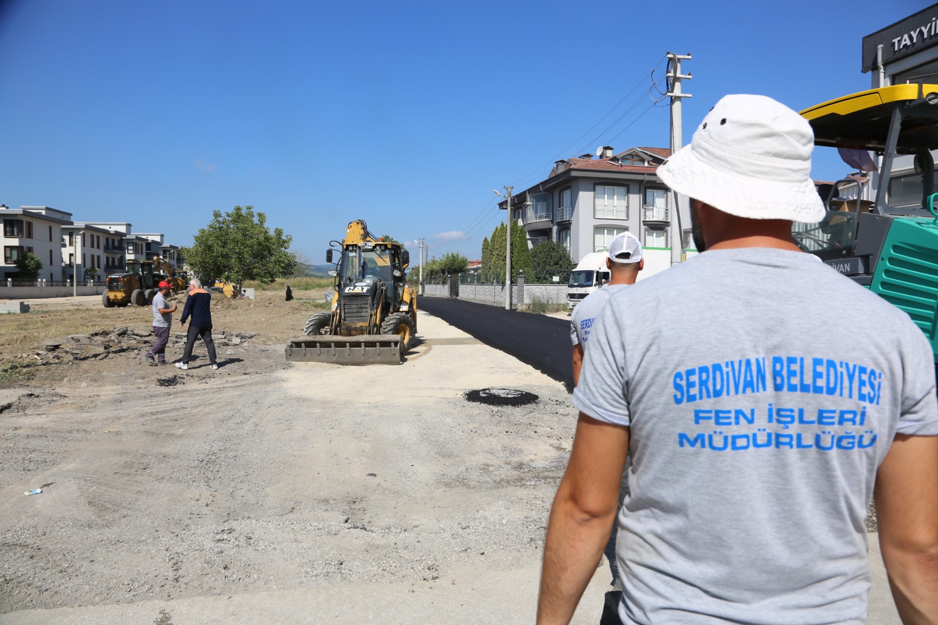 Serdivan’da Asfalt Çalışmaları Son Hız Devam Ediyor