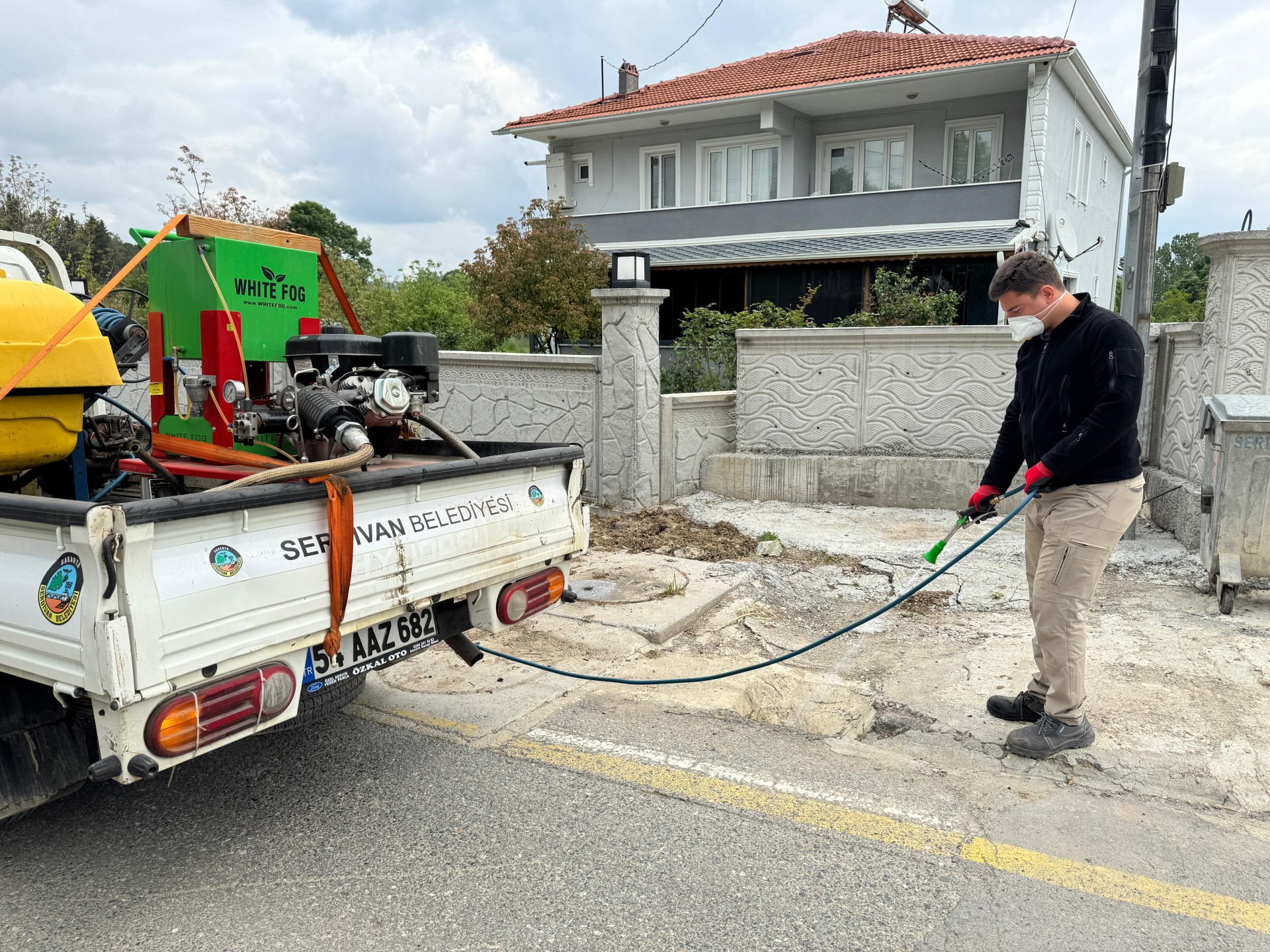 Serdivan’da Yaz Öncesi Yoğun İlaçlama Çalışmaları