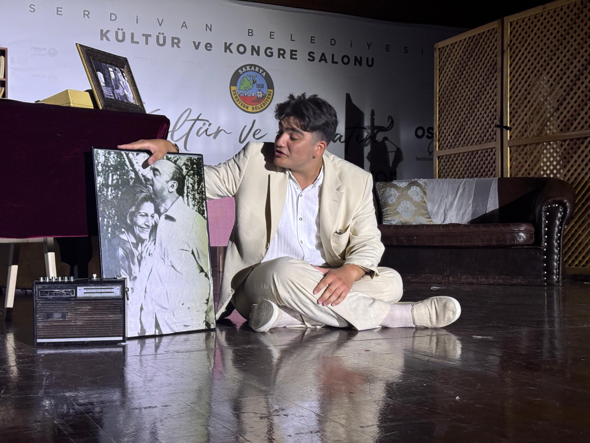 Postacı Tiyatro Oyunu Serdivanlılarla Buluştu