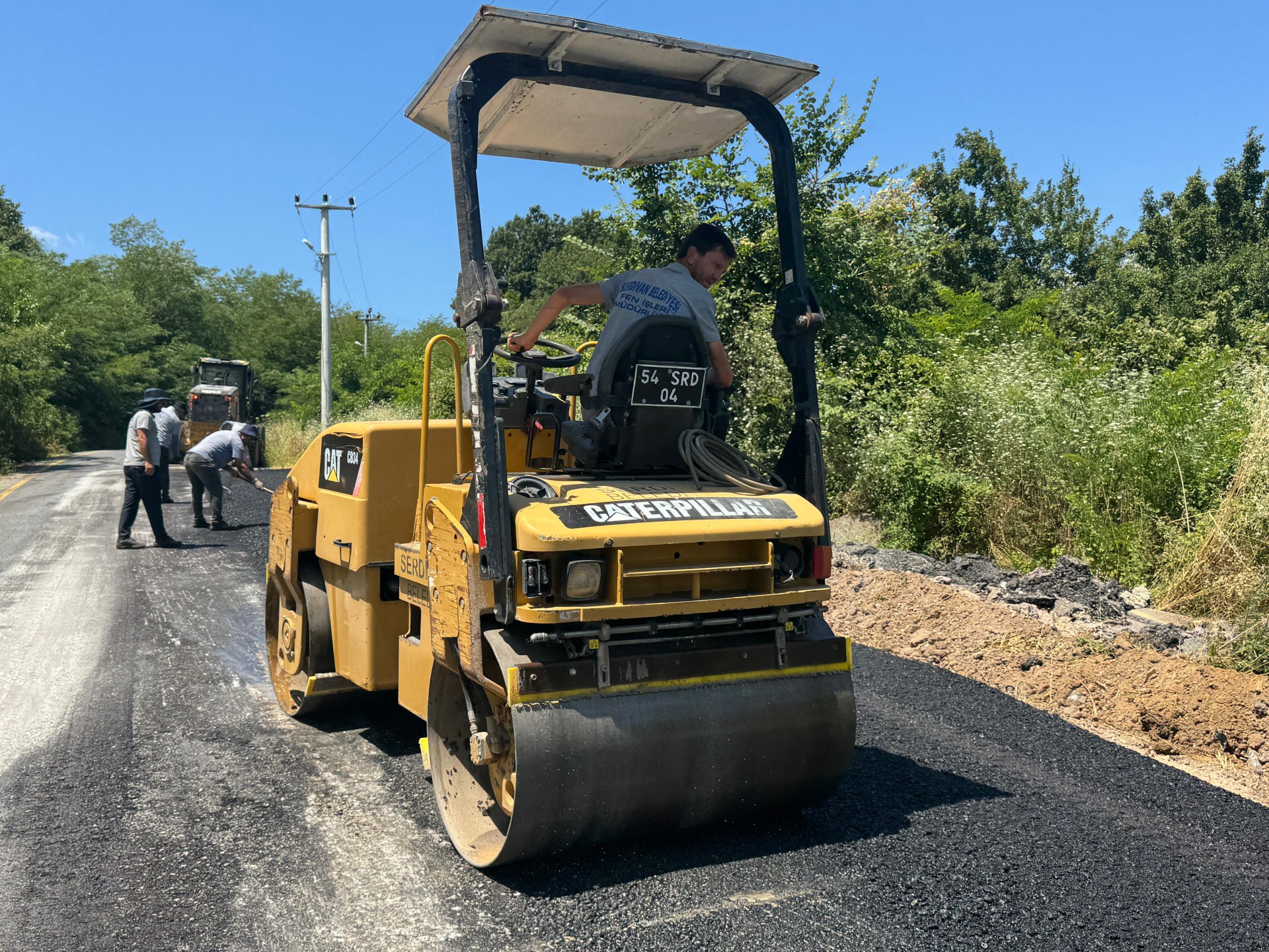 Serdivan’da Asfalt Mesaisi Dağyoncalı’da Sürüyor