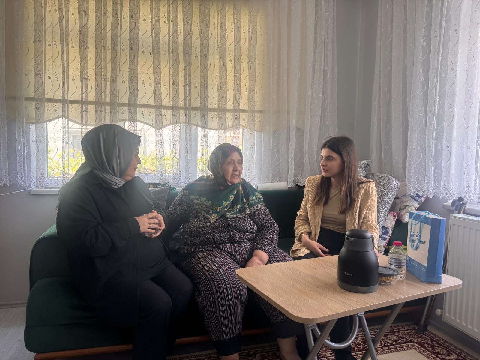 Serdivan Belediyesi’nden Şehit Ailelerine Vefa Ziyareti