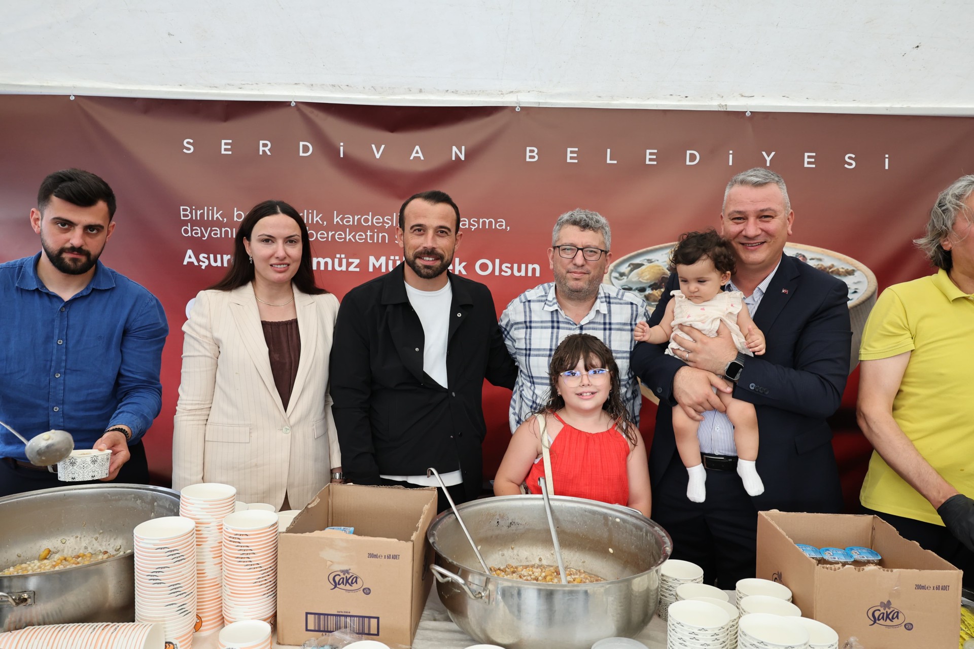 Serdivan’da Aşure Bereketi Paylaşıldı